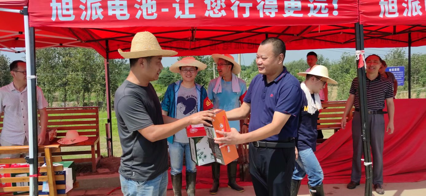 院領(lǐng)導帶隊慰問防汛突擊隊員(圖5)