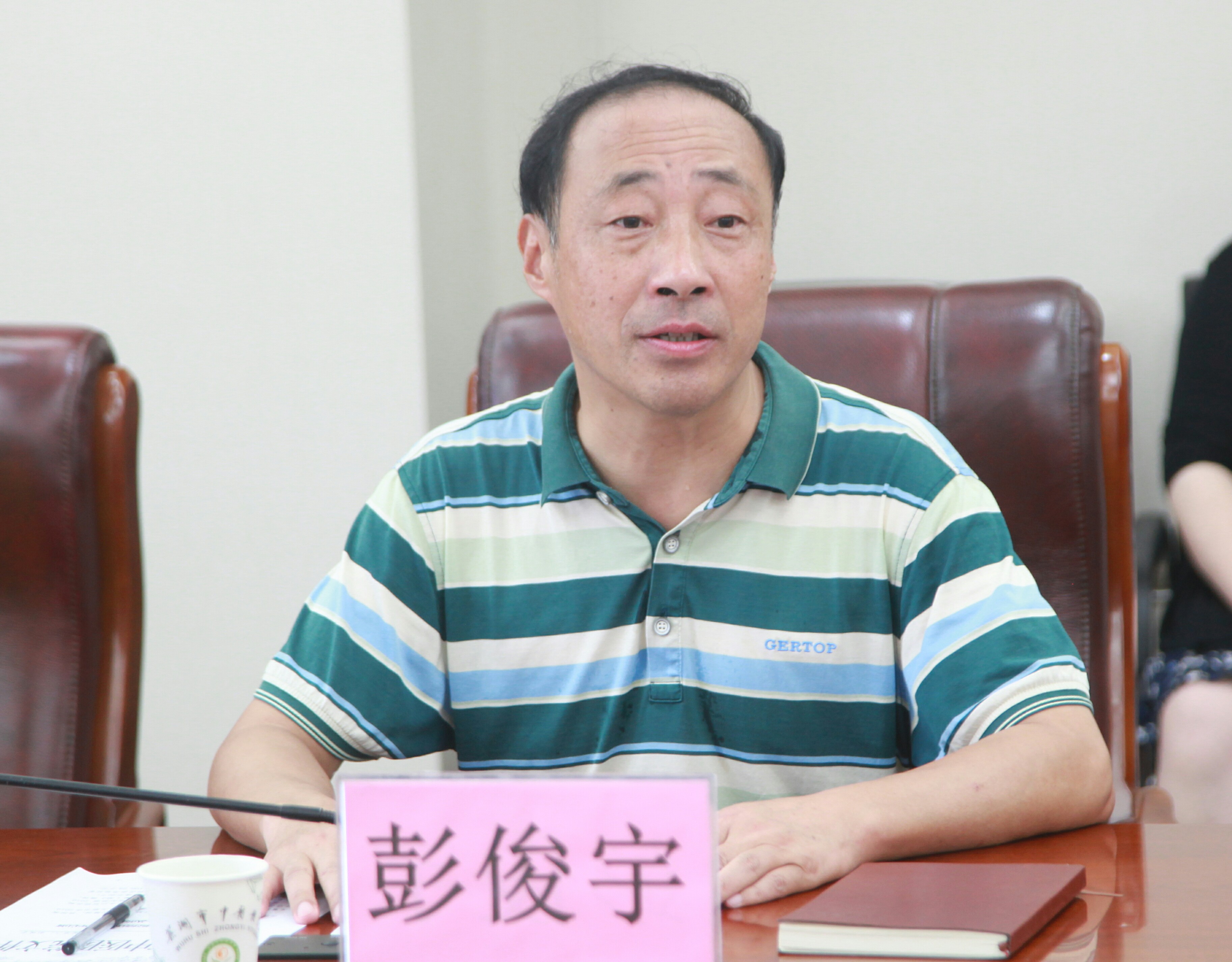 副市長(zhǎng)賀東一行對(duì)我院重點(diǎn)建設(shè)項(xiàng)目推進(jìn)情況進(jìn)行調(diào)研(圖2)