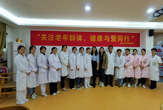 關注老年群體，健康與愛同行——我院老年醫(yī)學科走進頤樂堂老年公寓(圖8)