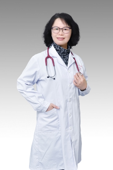 【首屆蕪湖市最美科技工作者】 發(fā)人民心聲 做醫(yī)學(xué)科研 以自身中醫(yī)之所學(xué) 為百姓鋪健康前行之路——記急診內(nèi)科、老年病科主任張榮珍(圖4)
