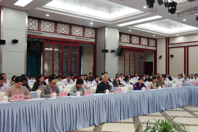 國家住培督導(dǎo)組對我院中醫(yī)住培工作進(jìn)行評估(圖2)