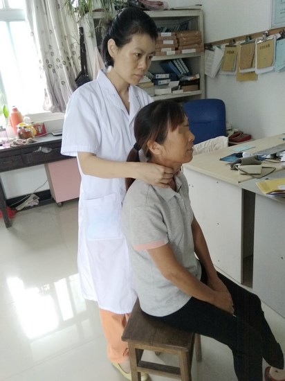 健康脫貧 百醫(yī)駐村——我院李海婷、張正龍醫(yī)師積極參與健康脫貧“百醫(yī)駐村”行動(圖7)