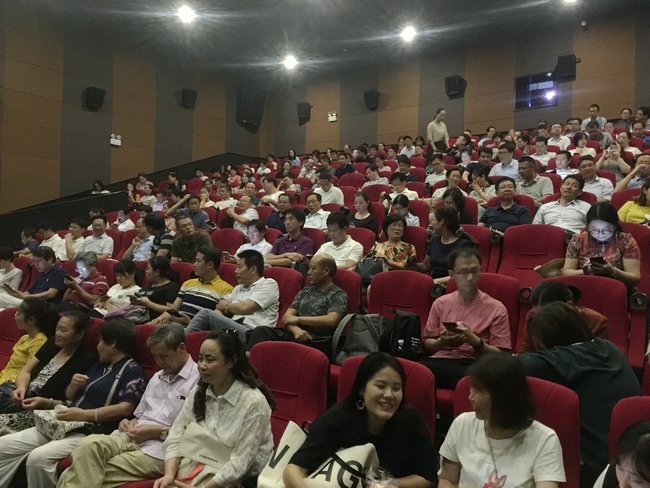 不忘初心、牢記使命——我院組織黨員干部觀看廉政教育電影《黑金危機(jī)》(圖2)