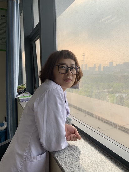 【讓黨旗在防控一線高高飄揚(yáng)】感動(dòng)!1小時(shí)內(nèi),蕪湖市中醫(yī)醫(yī)院265名醫(yī)護(hù)主動(dòng)申請(qǐng)馳援湖北(圖3)