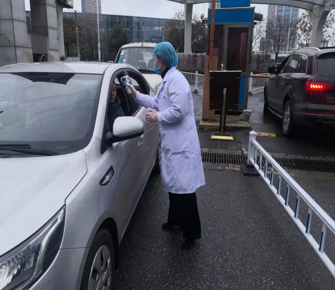 【讓黨旗在防控一線高高飄揚(yáng)】疫情防控，黨員志愿者在行動(dòng)！(圖7)